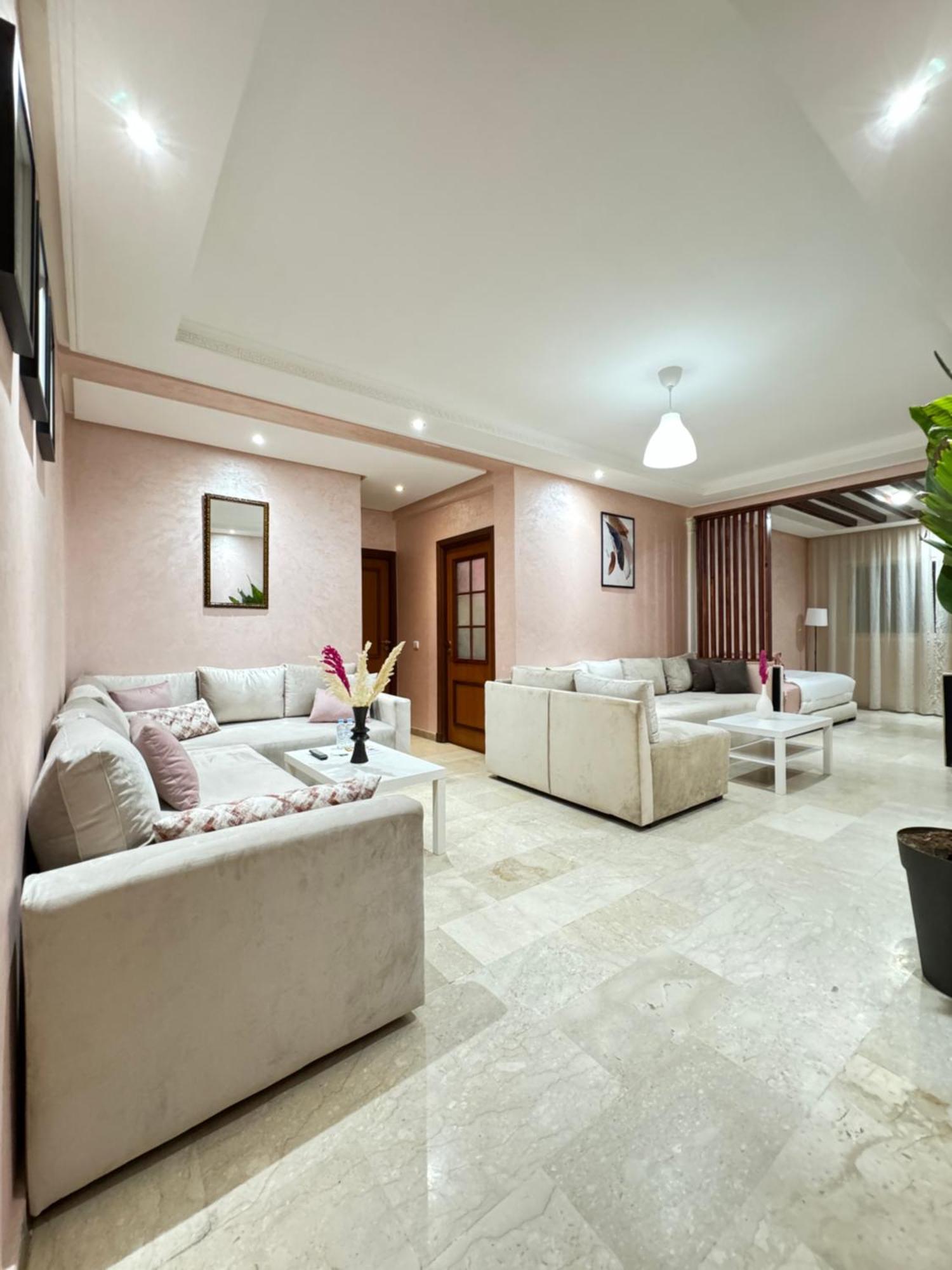 Suitouiss - Agdal 2 - A 2 Minutes De La Gare De Train Tgv Apartment